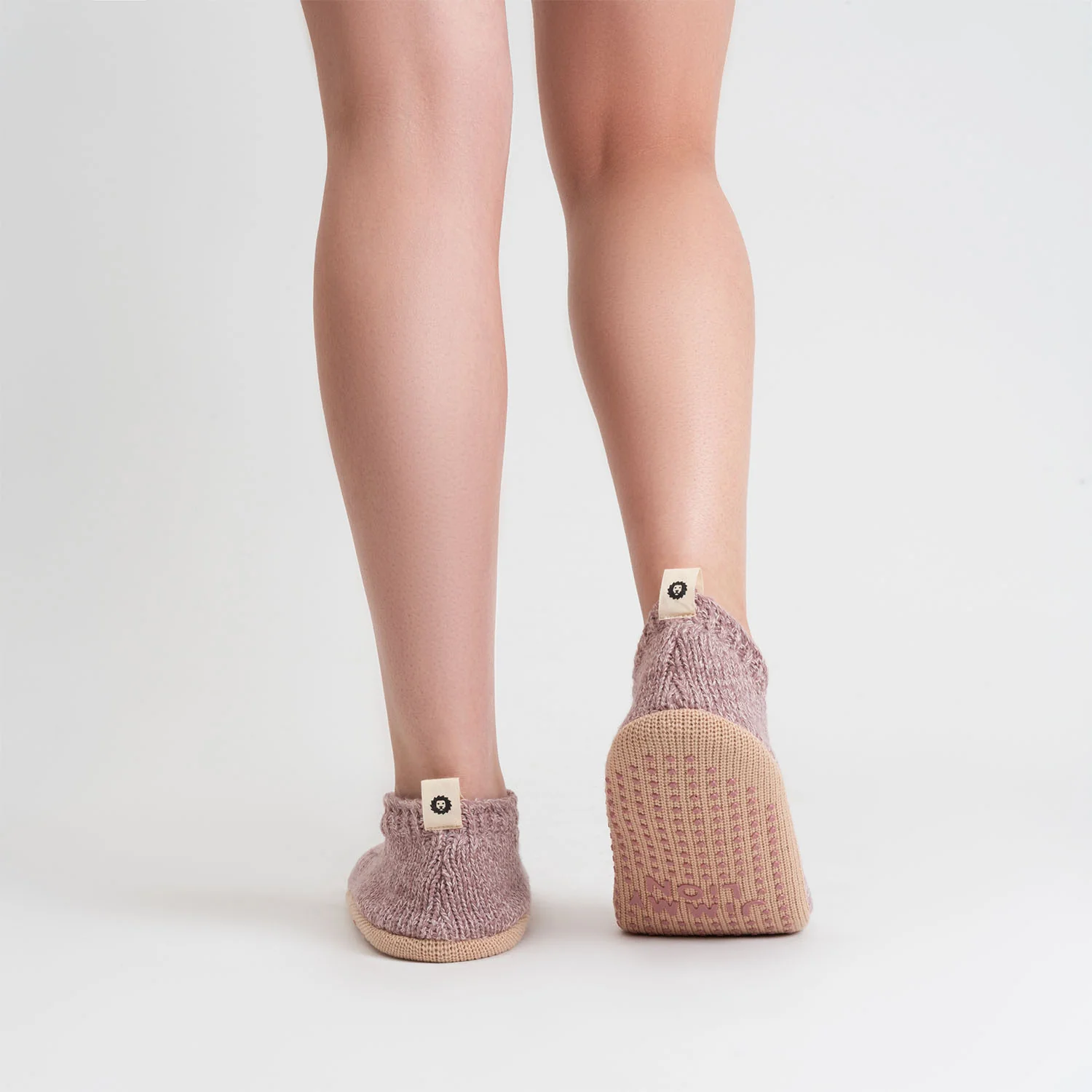 Slippers Essentials - Pink - Image 3